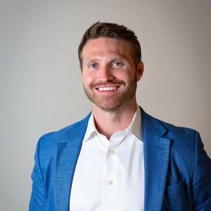 Meet your Posher, Zachary